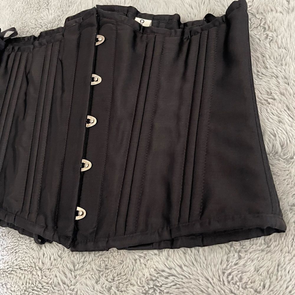 CAMELLIAS corcet black satin 26 steel bones - Picture 16 of 16